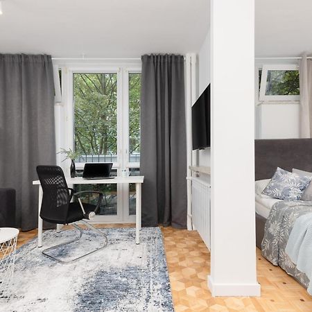 Apartments Warsaw Grzybowska By Noclegi Renters Екстер'єр фото